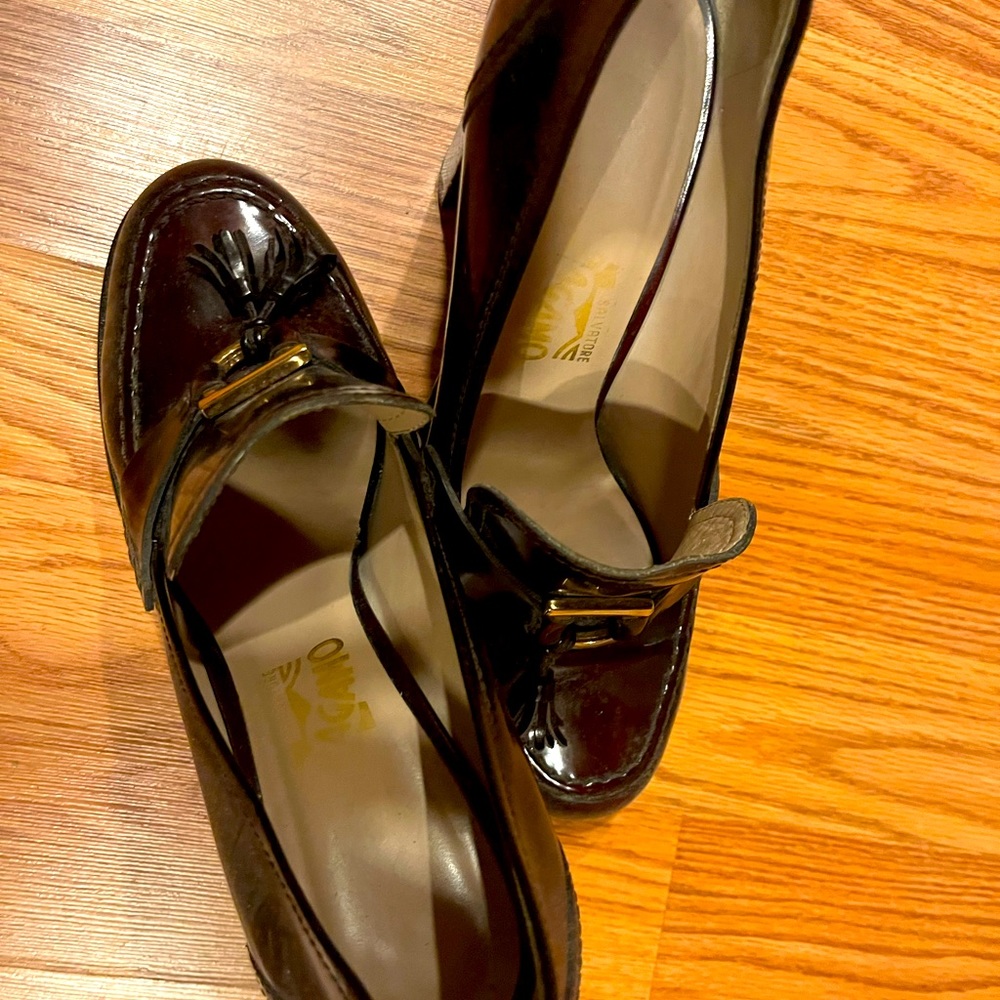 Salvatore Ferragamo shoes ..very comfortable !!! - Picture 2 of 8